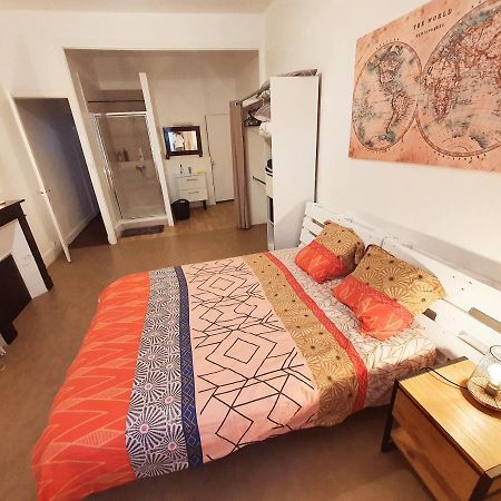 Grand T3 Avec Terrasse Centre Ville Bellac Εξωτερικό φωτογραφία