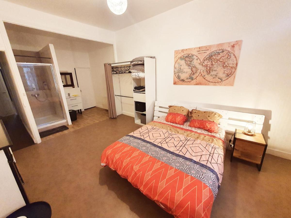 Grand T3 Avec Terrasse Centre Ville Bellac Εξωτερικό φωτογραφία