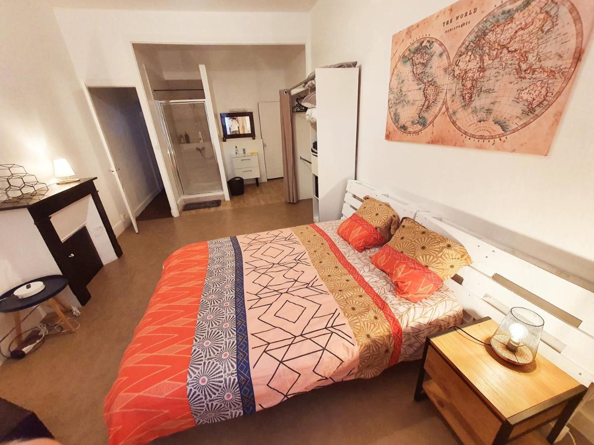 Grand T3 Avec Terrasse Centre Ville Bellac Εξωτερικό φωτογραφία